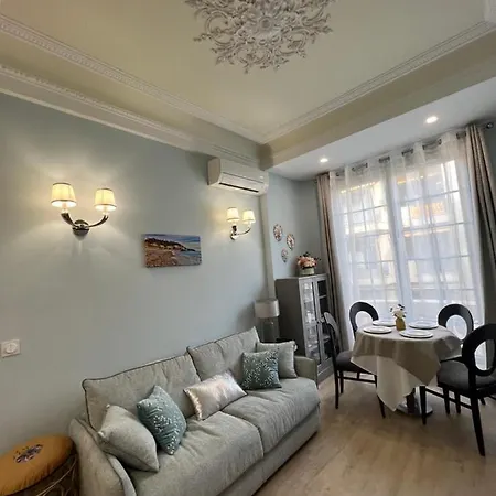D'azur-35 Appartement Nice