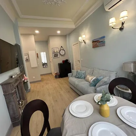 Appartement D'azur-35 *